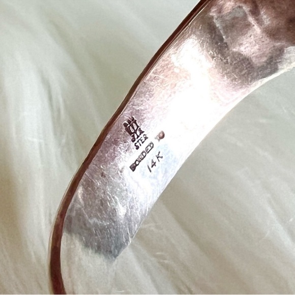 14k gold James Avery ULTRA RARE sculptural soft hammered cuff bracelet - Picture 12 of 15